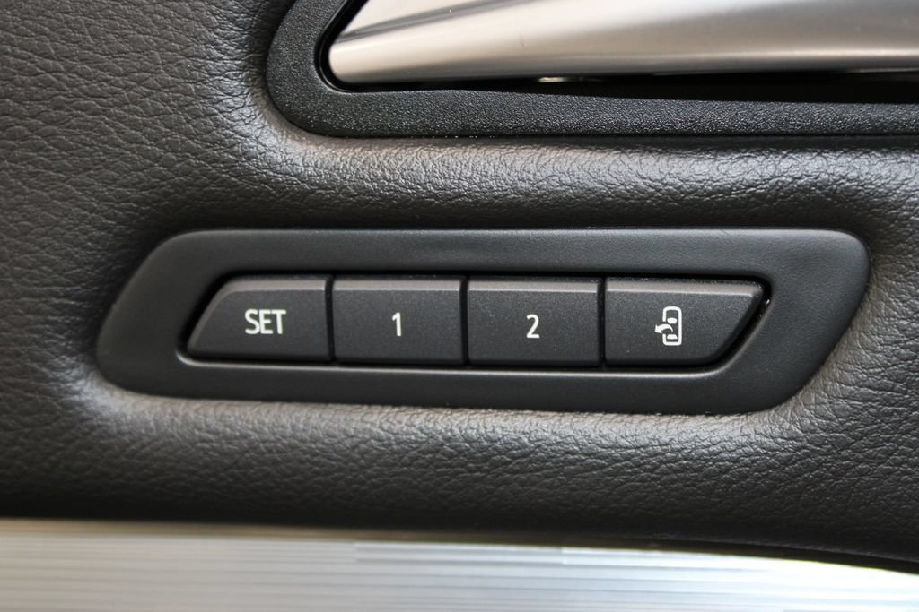 Used 2024 Cadillac XT4 Premium Luxury AWD/4WD image 49