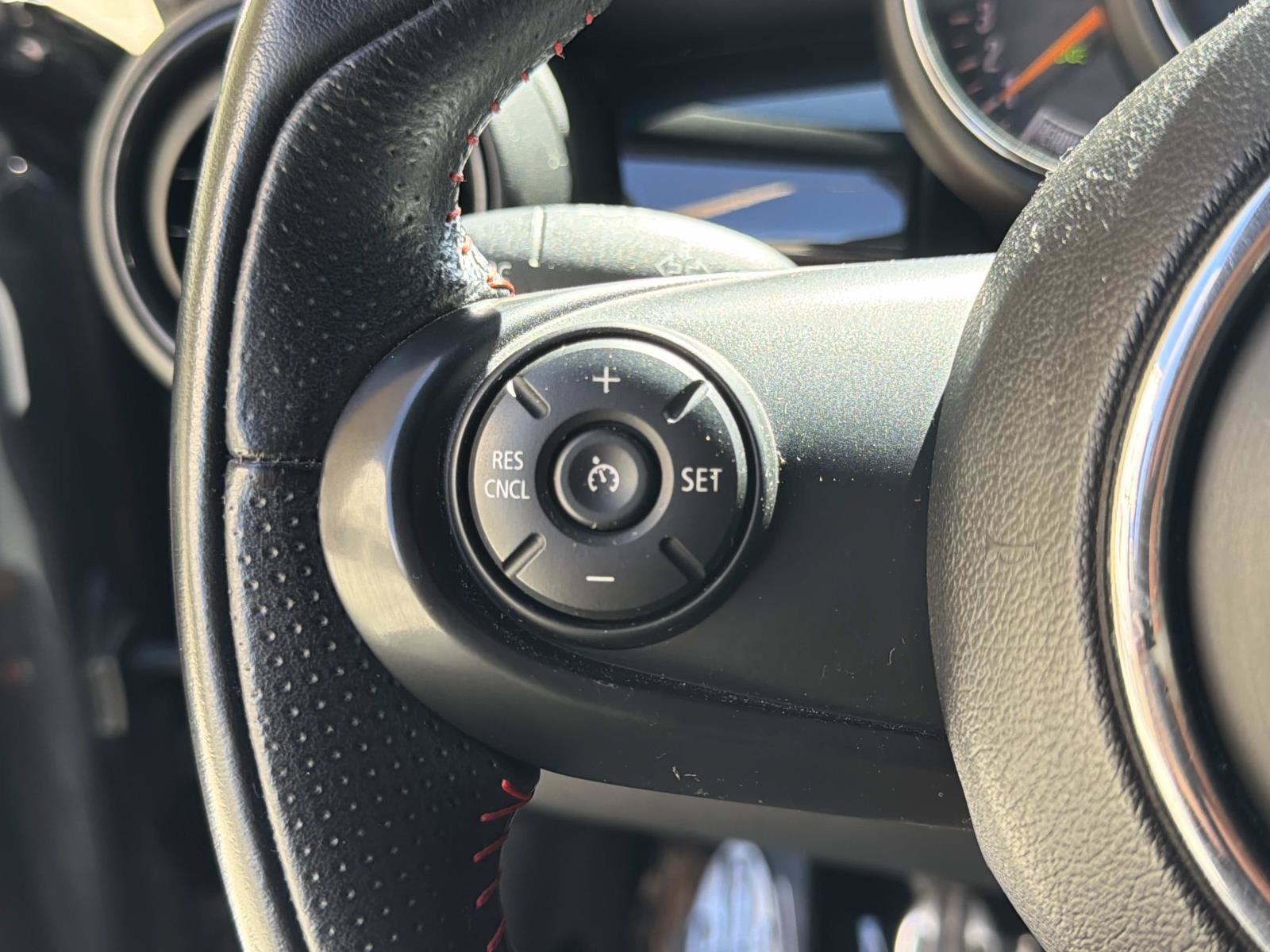 Used 2017 MINI Cooper S FWD image 18