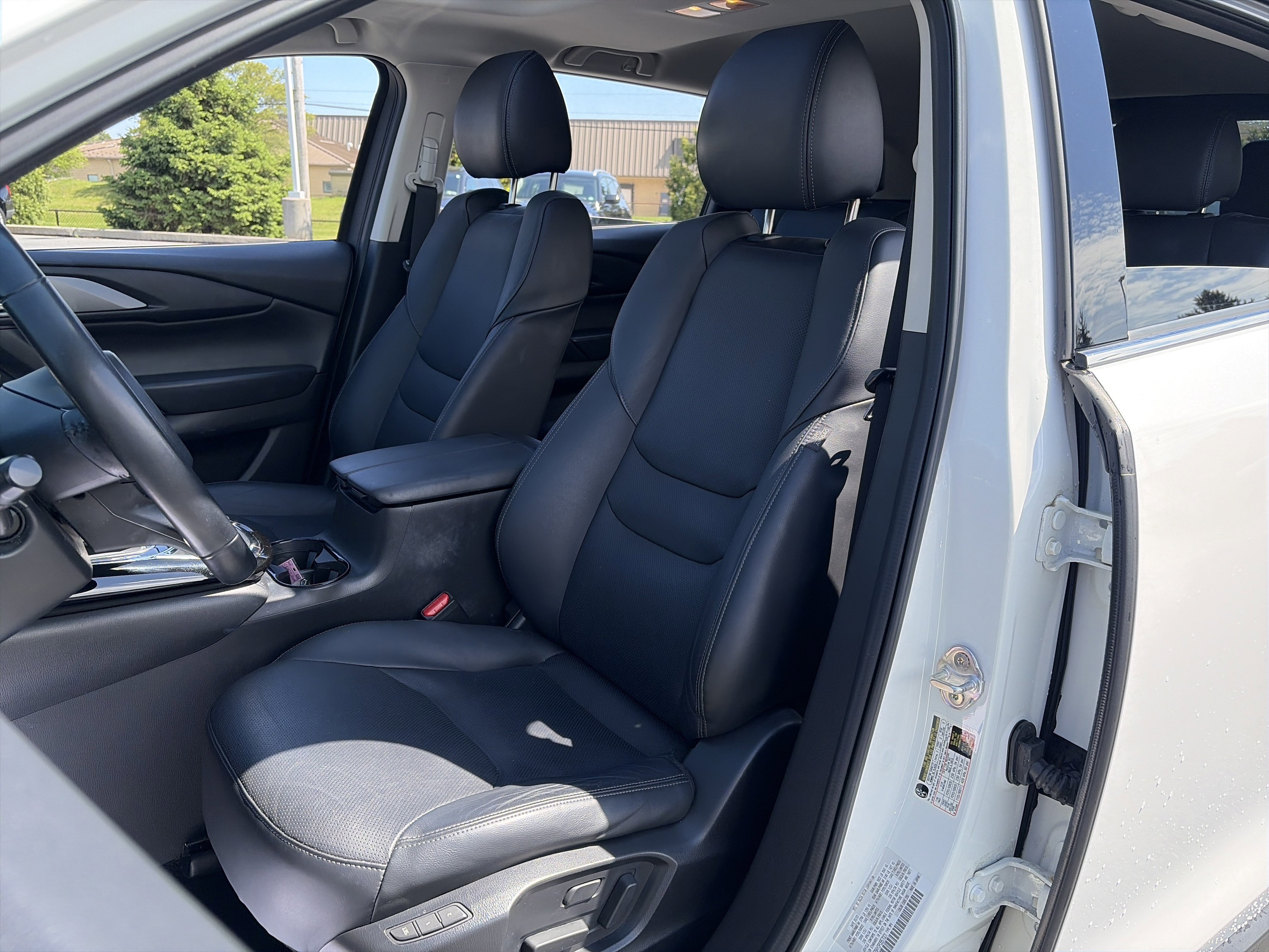 Used 2023 MAZDA CX-9 Touring Plus AWD/4WD image 21