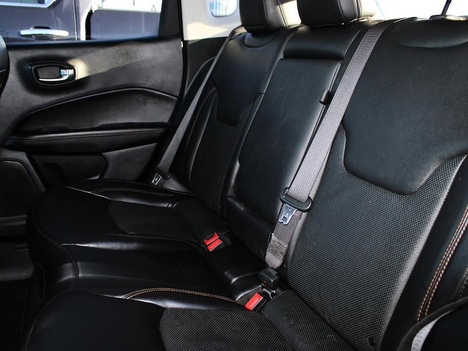 Used 2020 Jeep Compass Limited image 31