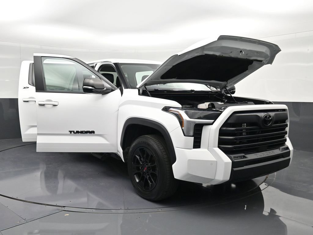 Used 2024 Toyota Tundra SR5 w/ SR5 Premium Package image 40