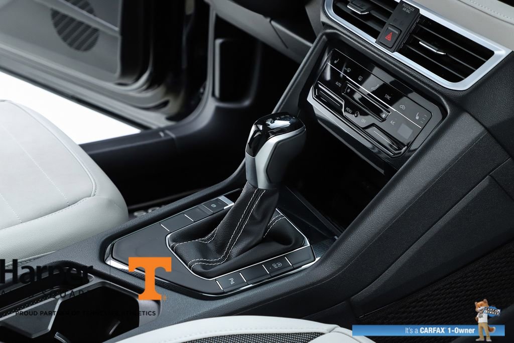 Used 2025 Volkswagen Taos SE image 70