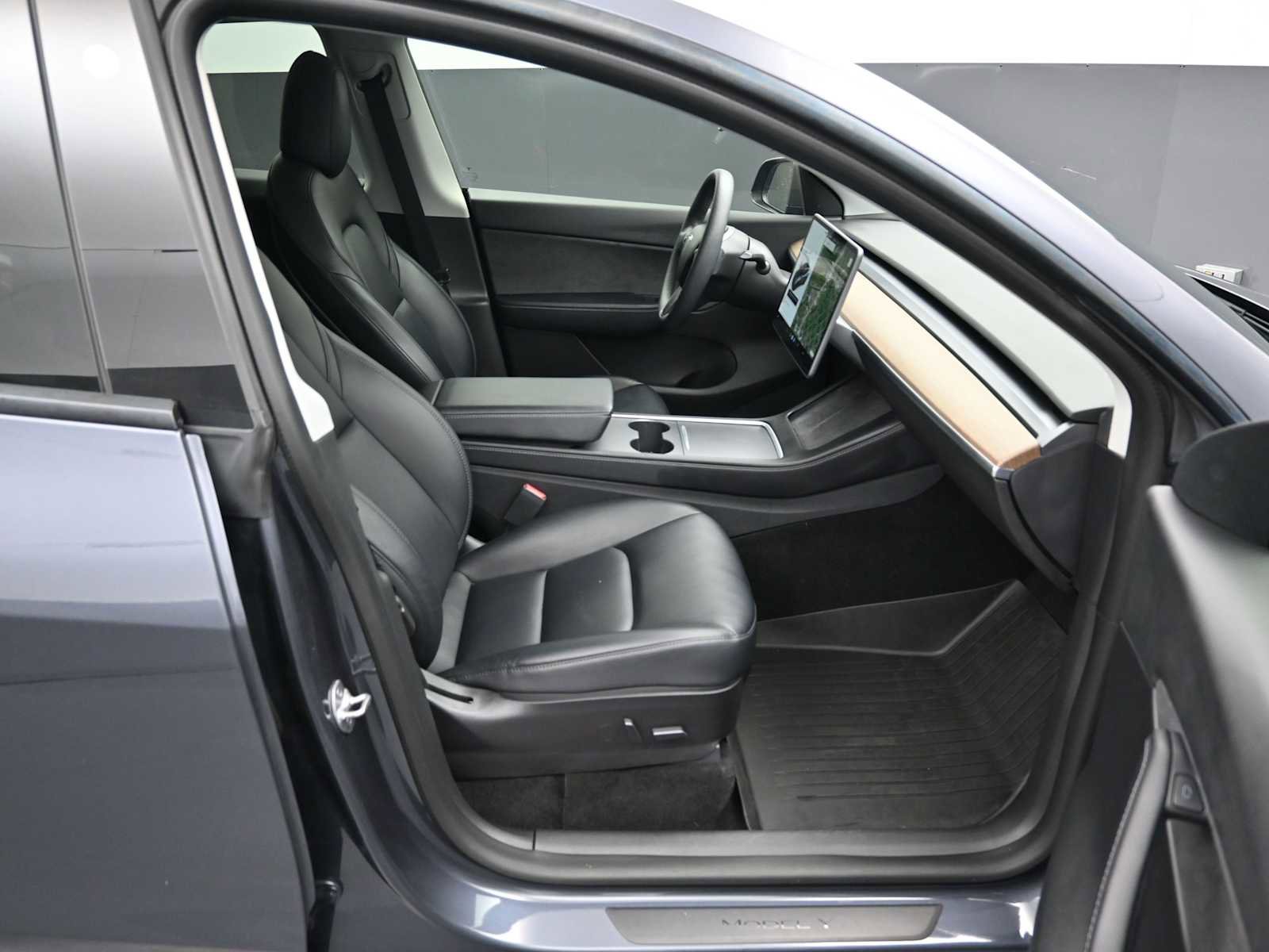 Used 2021 Tesla Model Y Performance AWD/4WD image 12