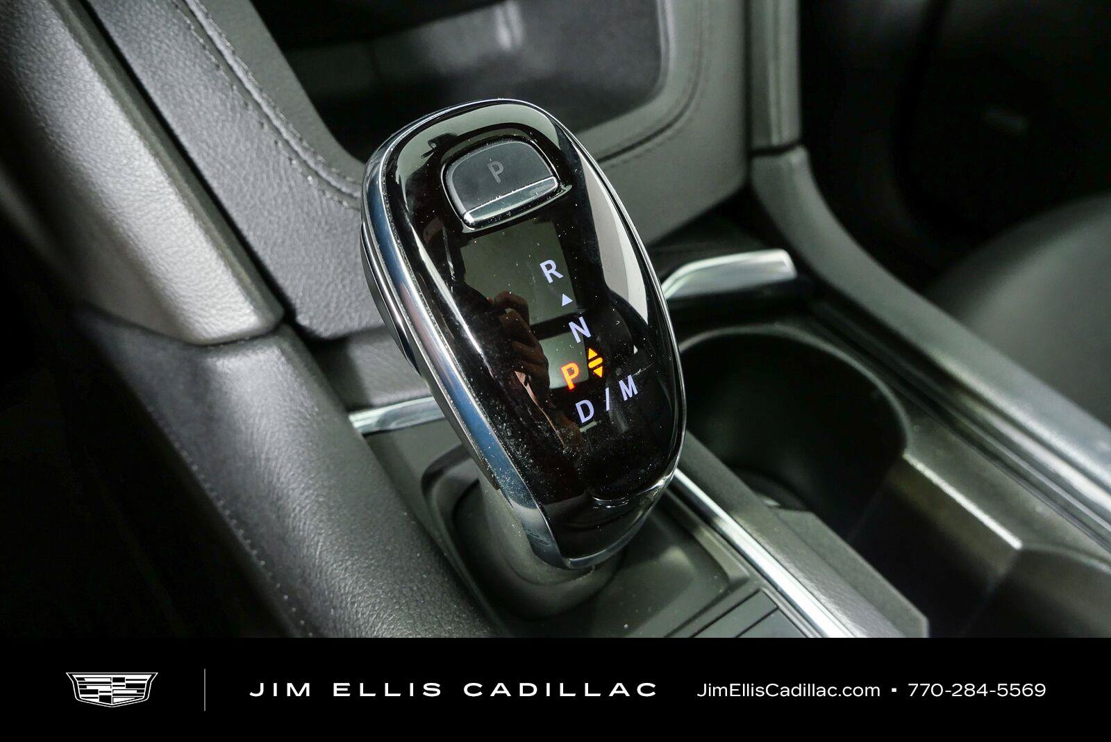 Used 2023 Cadillac XT5 Premium Luxury w/ Technology Package FWD image 18