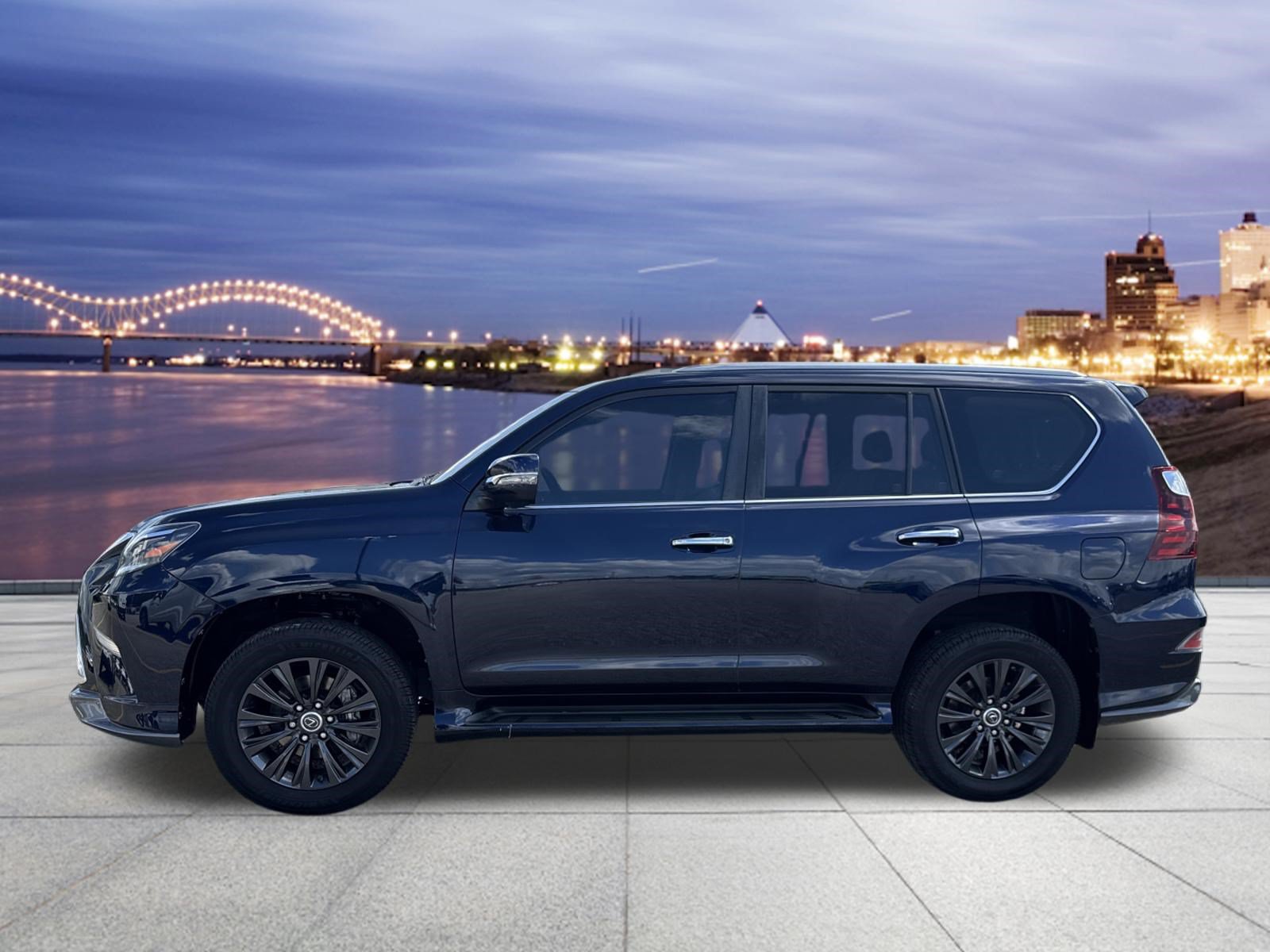 Used 2021 Lexus GX 460 Luxury w/ Sport Design Package AWD/4WD image 2