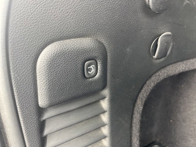 Used 2021 Jeep Grand Cherokee Limited w/ Premium Lighting Group image 13