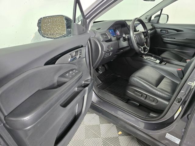 Used 2019 Honda Pilot Touring image 23