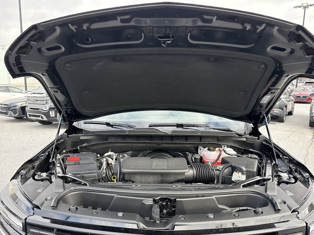 Certified 2025 Chevrolet Tahoe RST w/ Comfort Package image 32