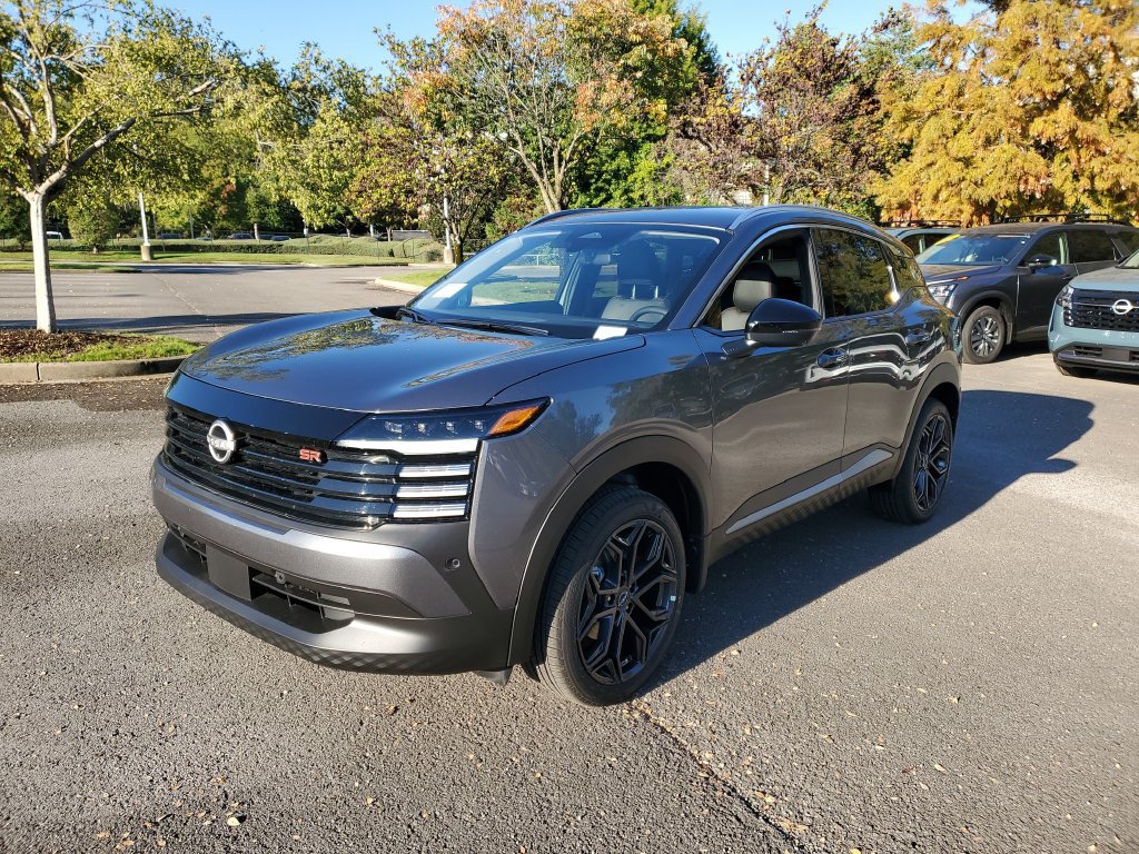 New 2027 Nissan Kicks SR FWD image 2