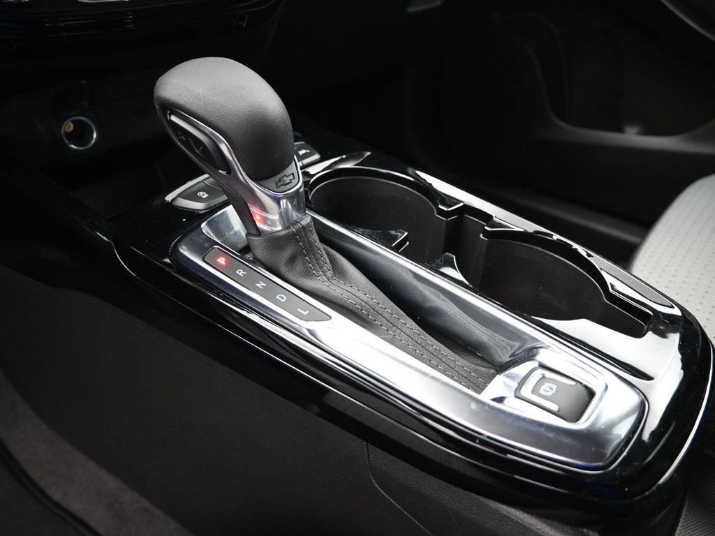 Used 2025 Chevrolet Trax LT image 19