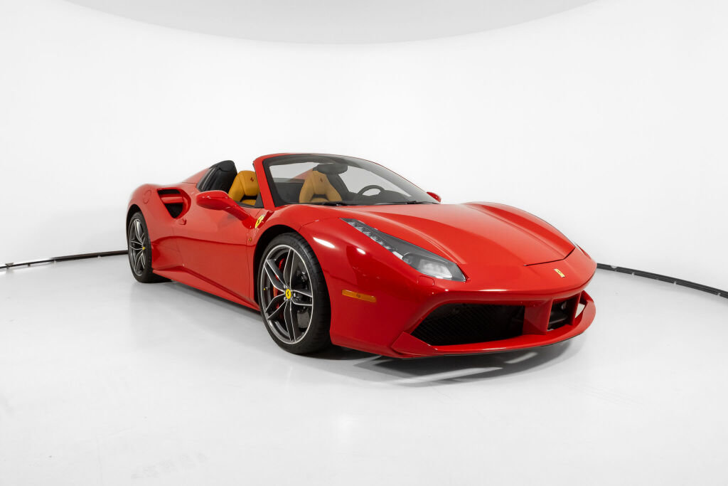 Used 2018 Ferrari 488 Spider image 11