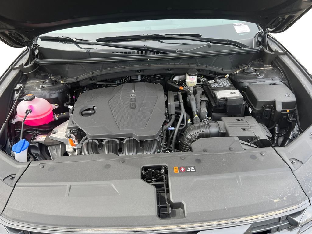 Certified 2025 Hyundai Tucson SEL FWD image 16