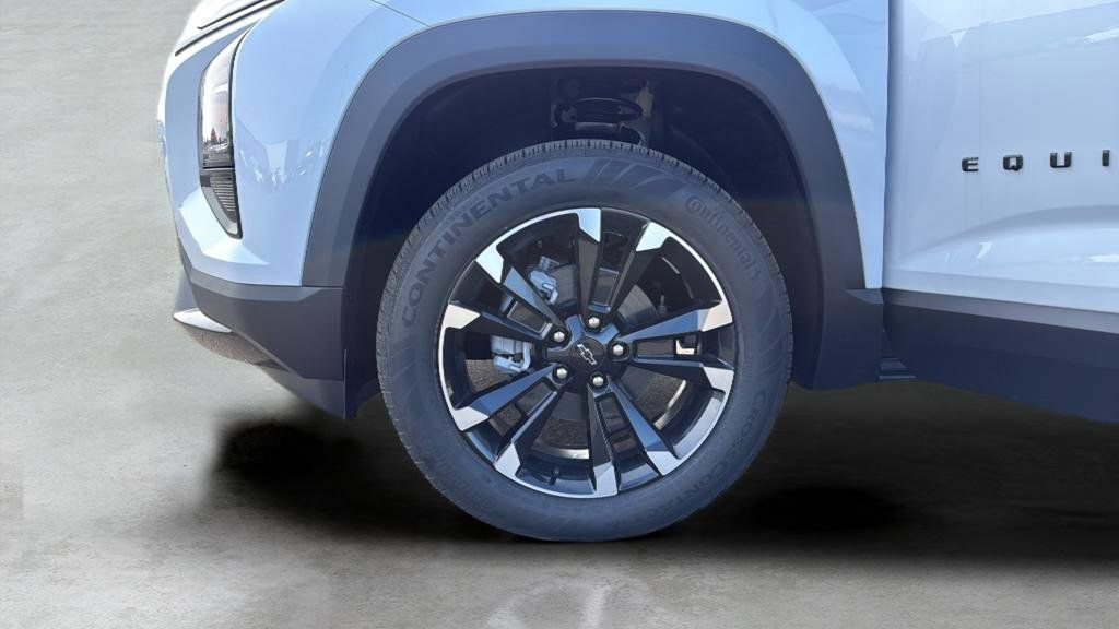 New 2026 Chevrolet Equinox RS w/ LPO, Floor Liner Package FWD image 45