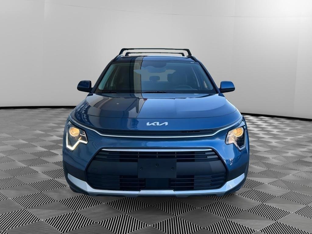New 2025 Kia Niro EX image 2