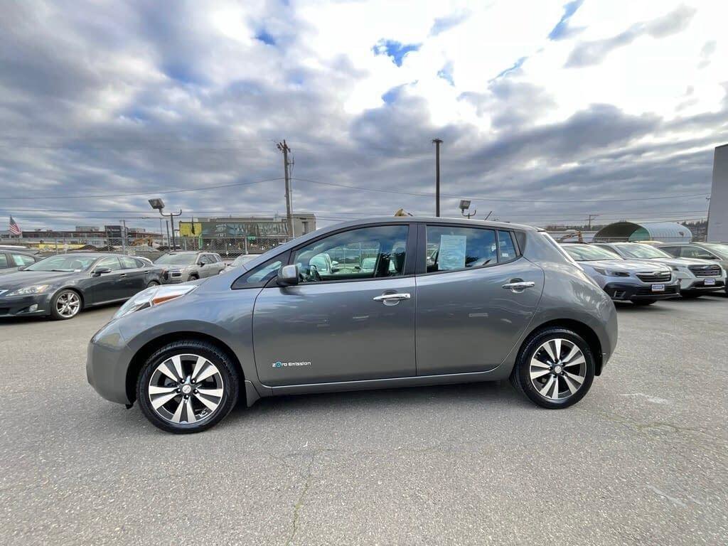 Used 2015 Nissan Leaf SL image 5