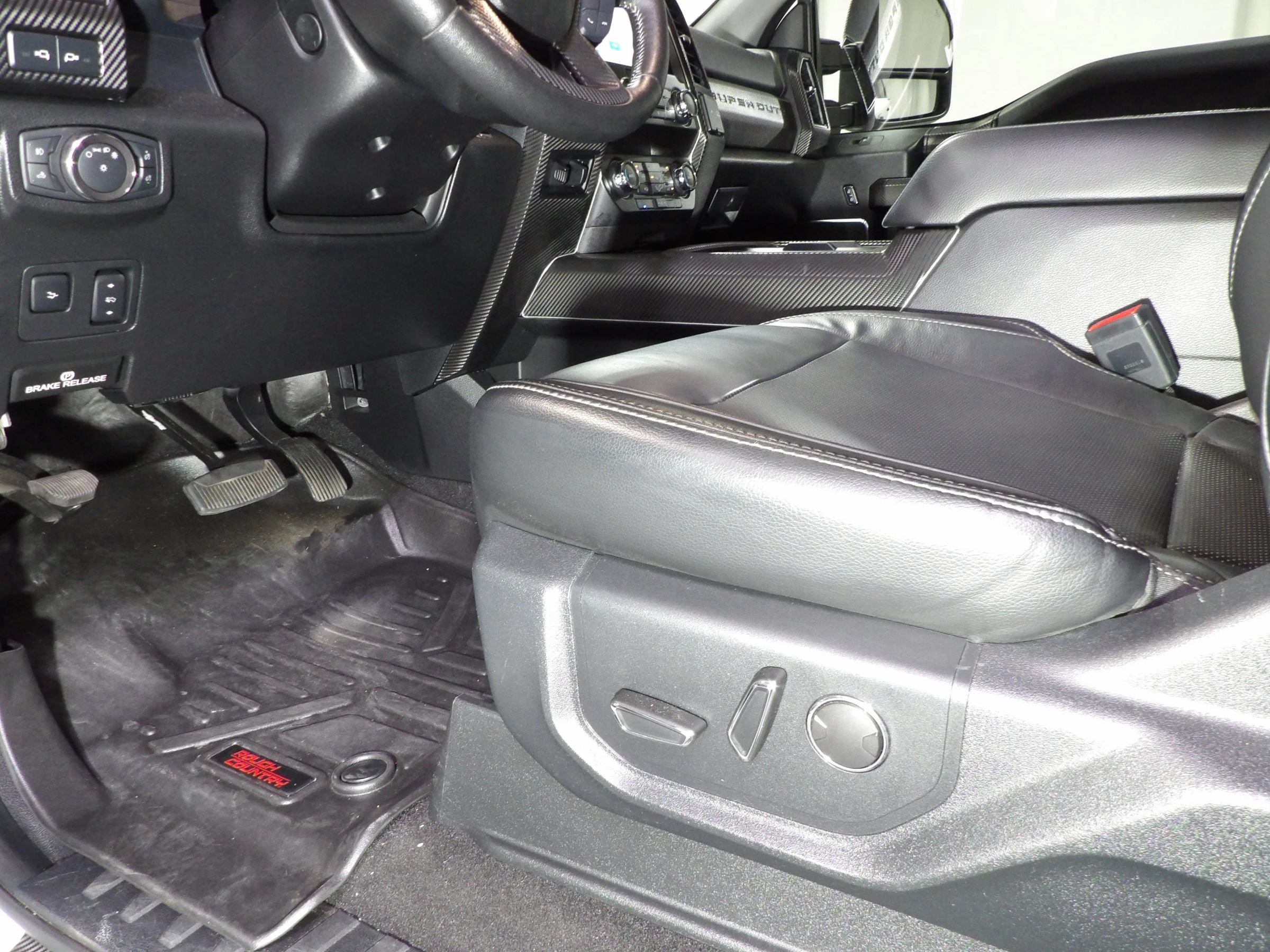 Used 2019 Ford F250 Lariat w/ Lariat Ultimate Package AWD/4WD image 21