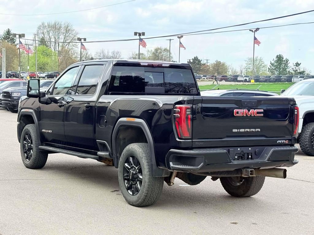 Used 2024 GMC Sierra 3500 AT4 w/ AT4 Premium Plus Package AWD/4WD image 10