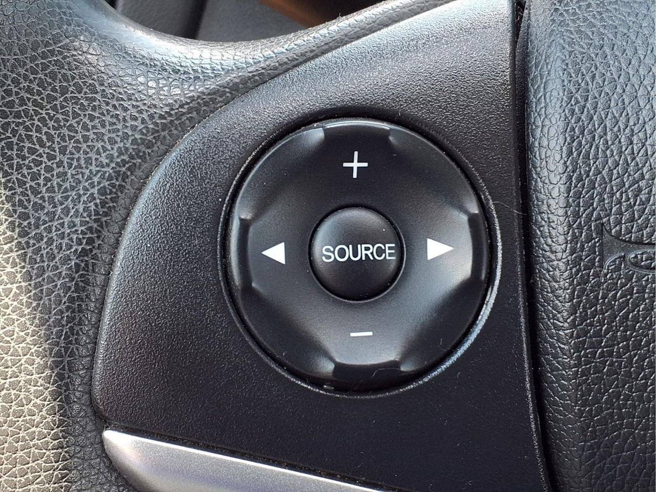 Used 2020 Honda Fit LX image 21