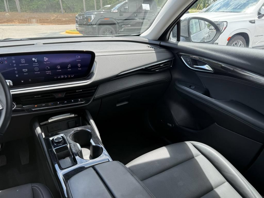 Used 2024 Buick Envision Preferred AWD/4WD image 17