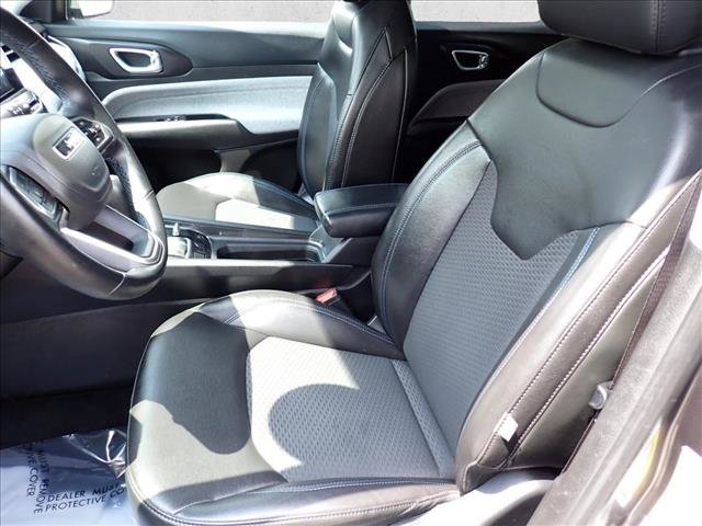 Used 2022 Jeep Compass Latitude w/ Convenience Group AWD/4WD image 10