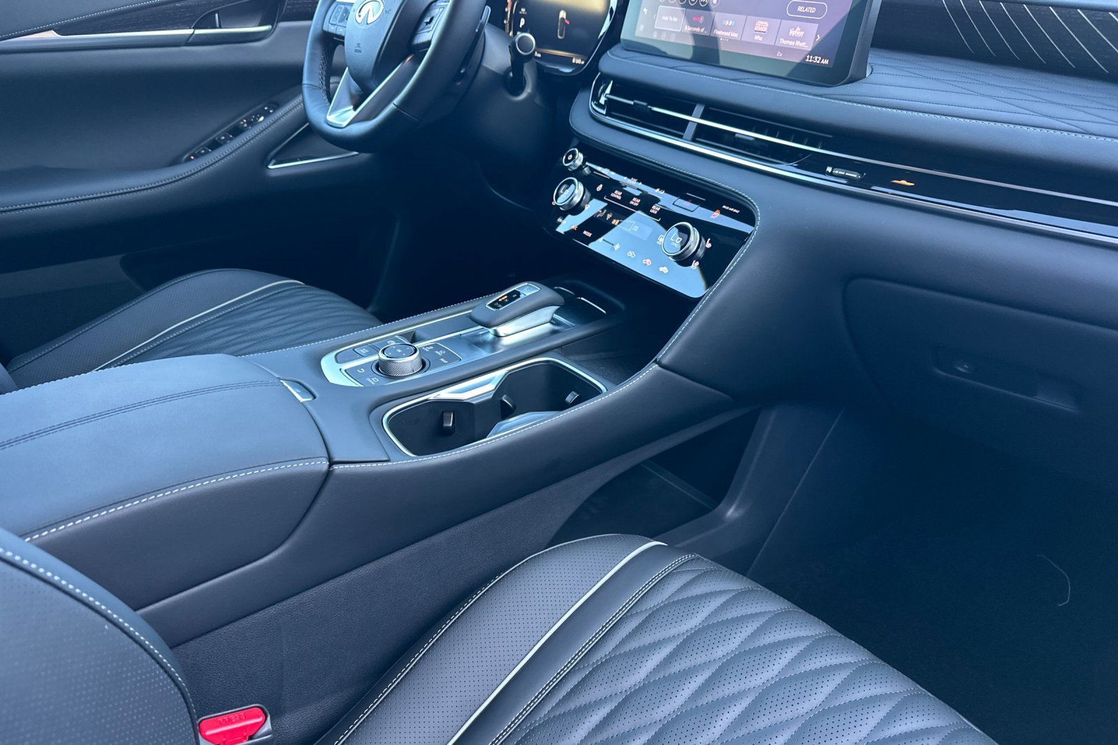 New 2026 INFINITI QX60 Autograph w/ Dark Cargo Package image 18