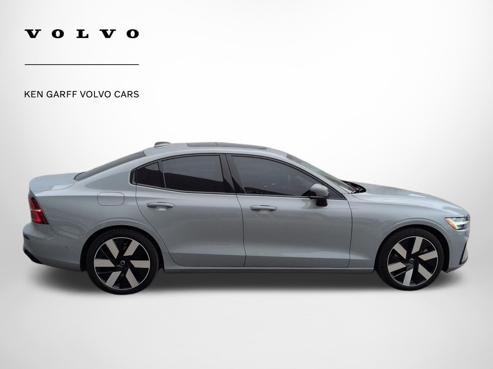 Used 2025 Volvo S60 T8 Plus image 2