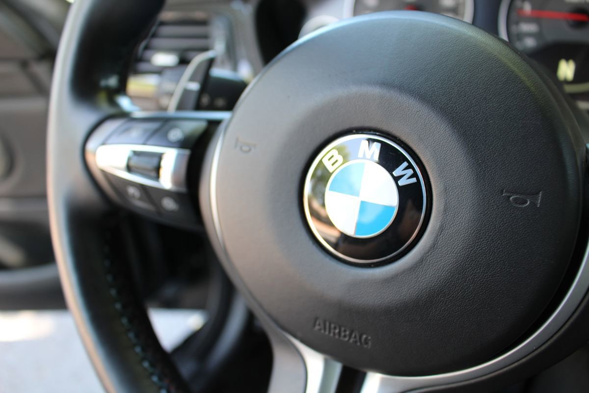 Used 2015 BMW M4 Convertible RWD image 27
