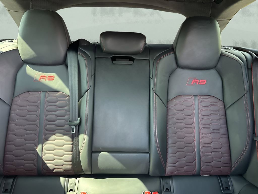 Used 2024 Audi RS 6 performance image 12