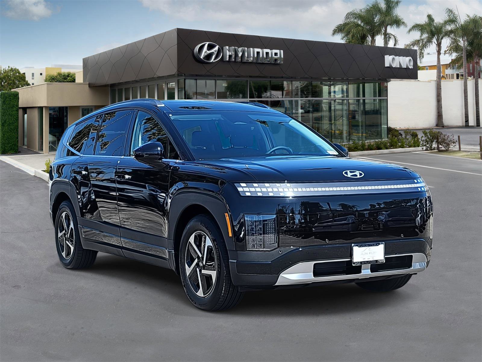 New 2026 Hyundai Ioniq 9 SE image 1