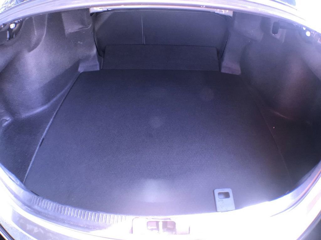 Used 2021 Toyota Camry SE image 22