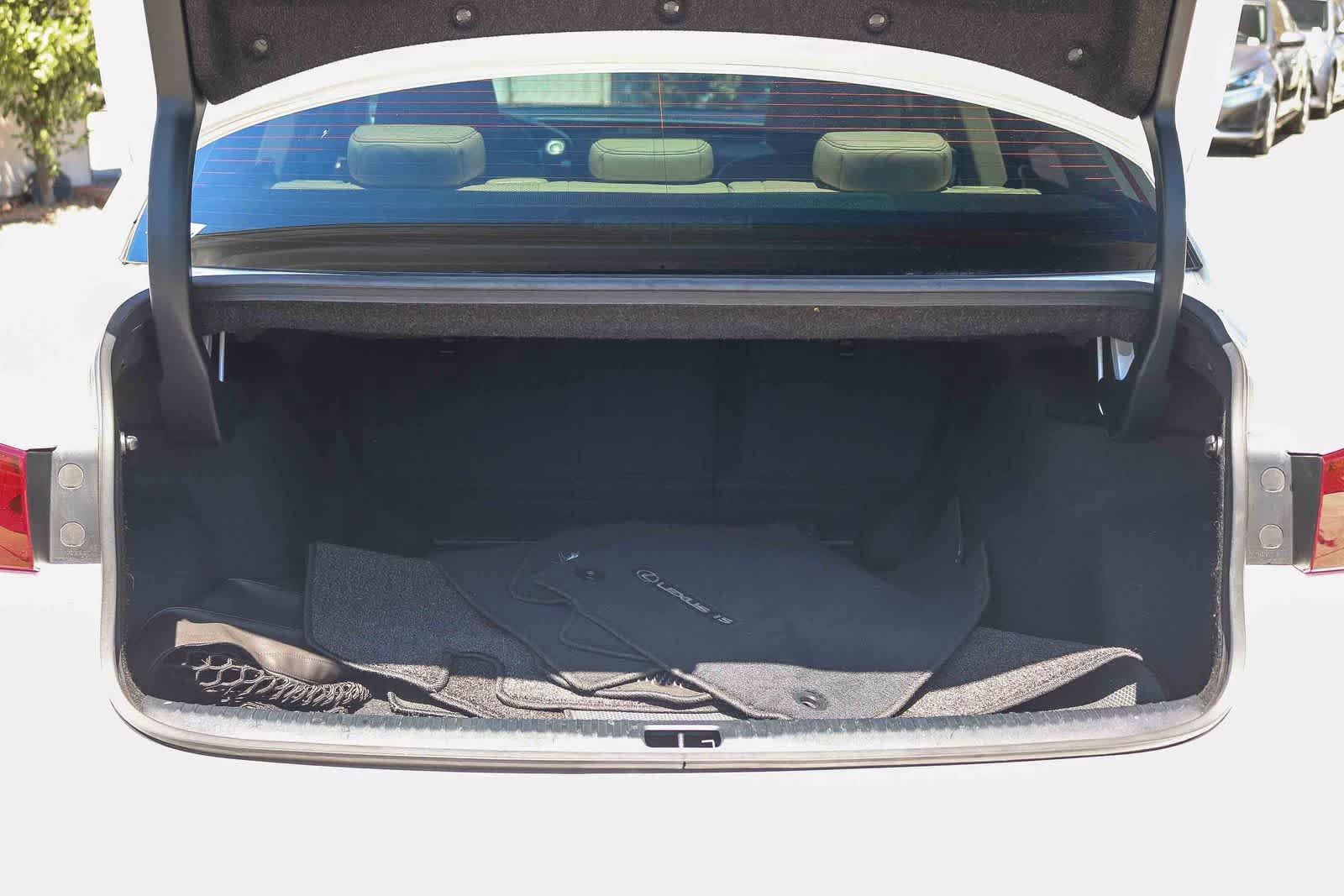 Used 2014 Lexus IS 250 w/ Navigation Package RWD image 27