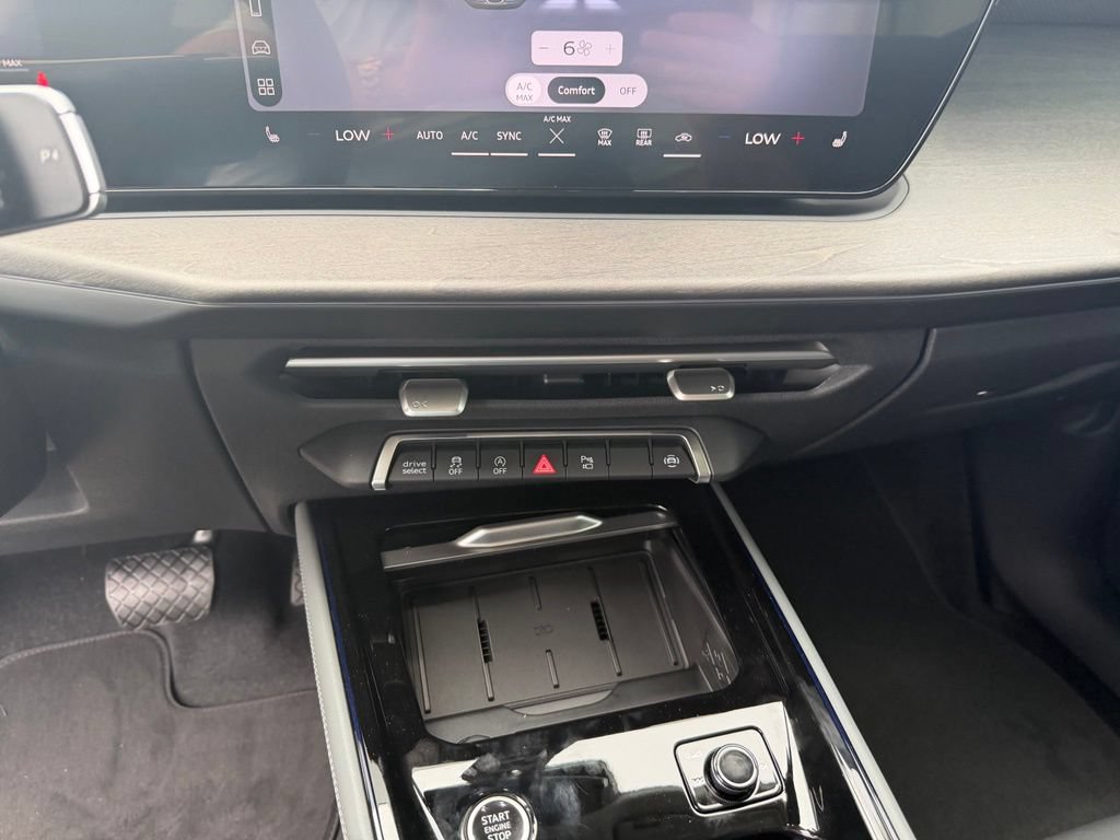 New 2026 Audi Q3 quattro 2.0T AWD/4WD image 16