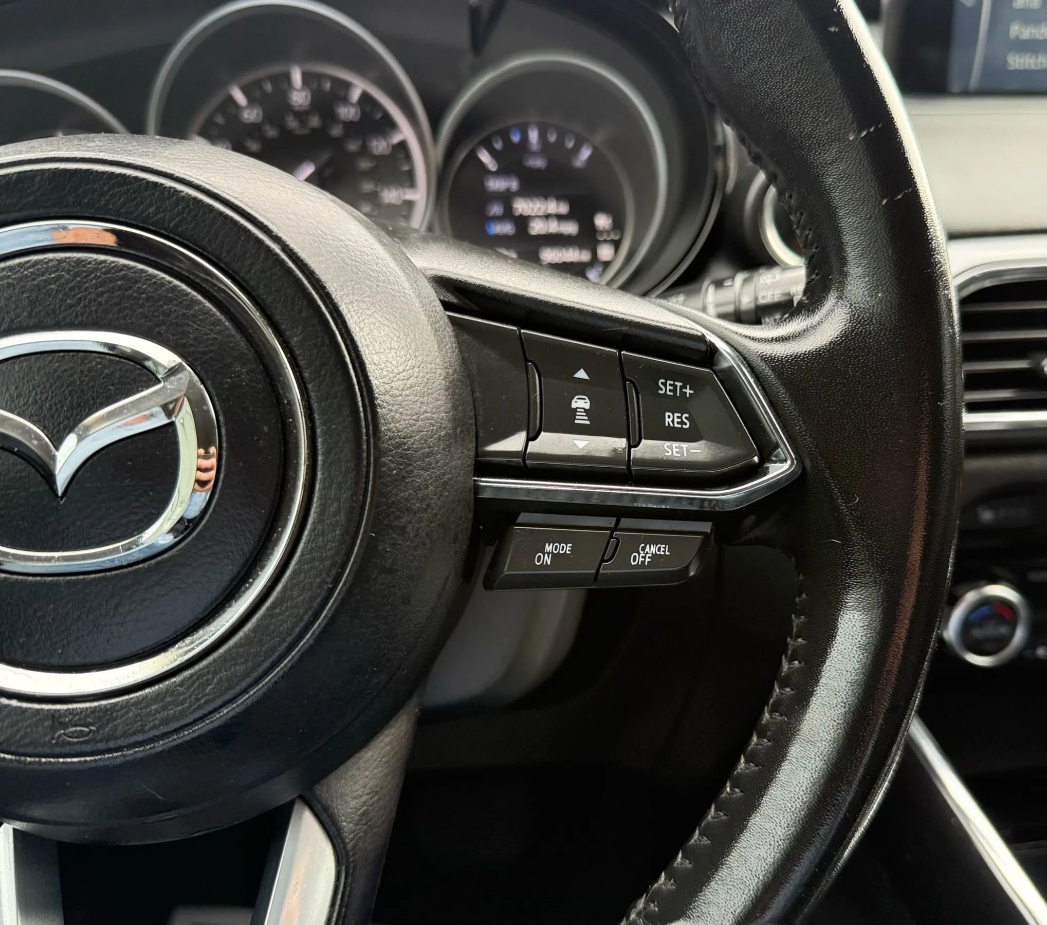 Used 2018 MAZDA CX-9 Touring image 14