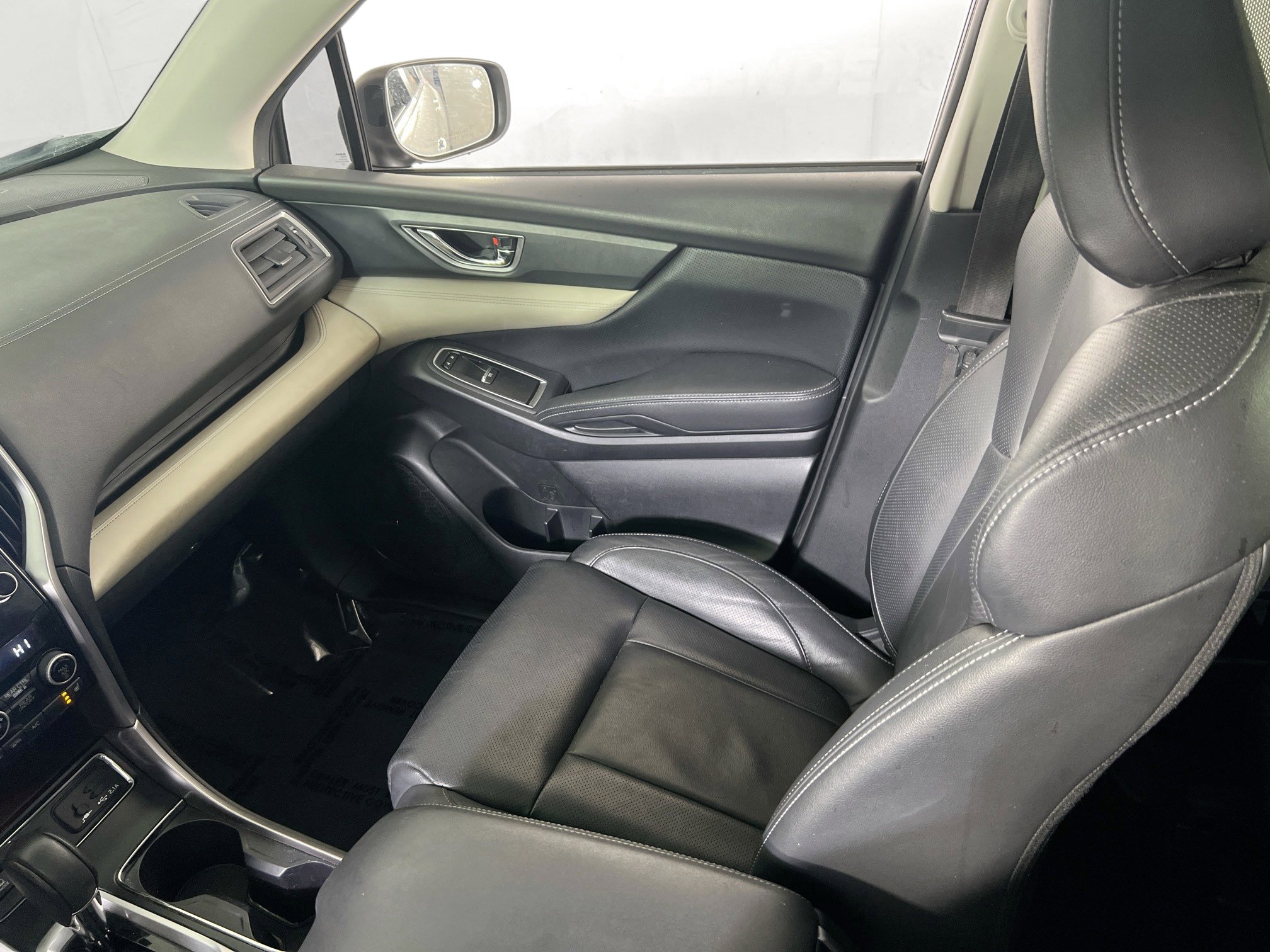 Used 2022 Subaru Ascent Limited w/ Technology Package image 24