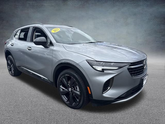 Used 2023 Buick Envision Essence w/ Sport Touring Package image 4