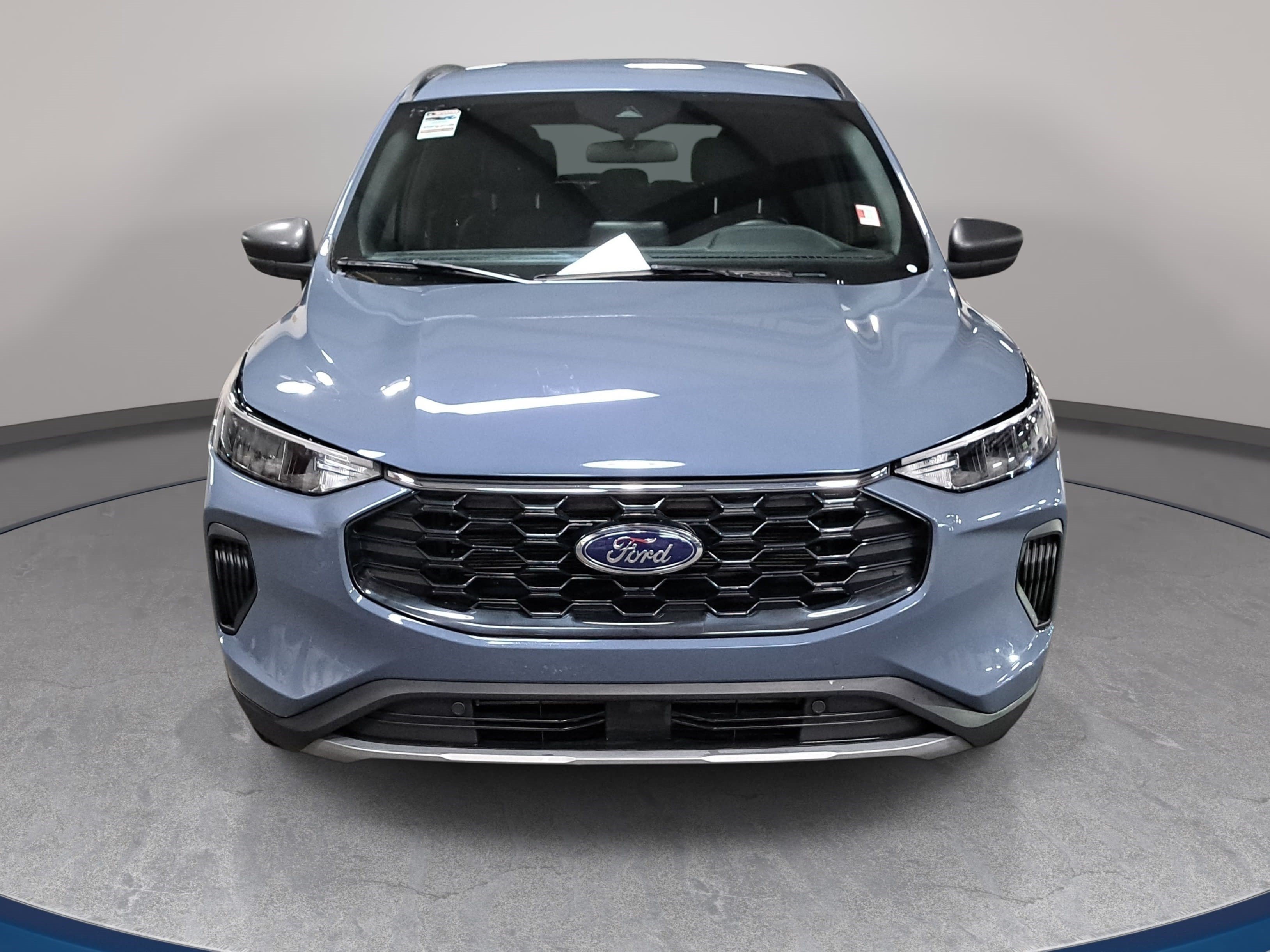 Used 2025 Ford Escape ST-Line FWD image 2