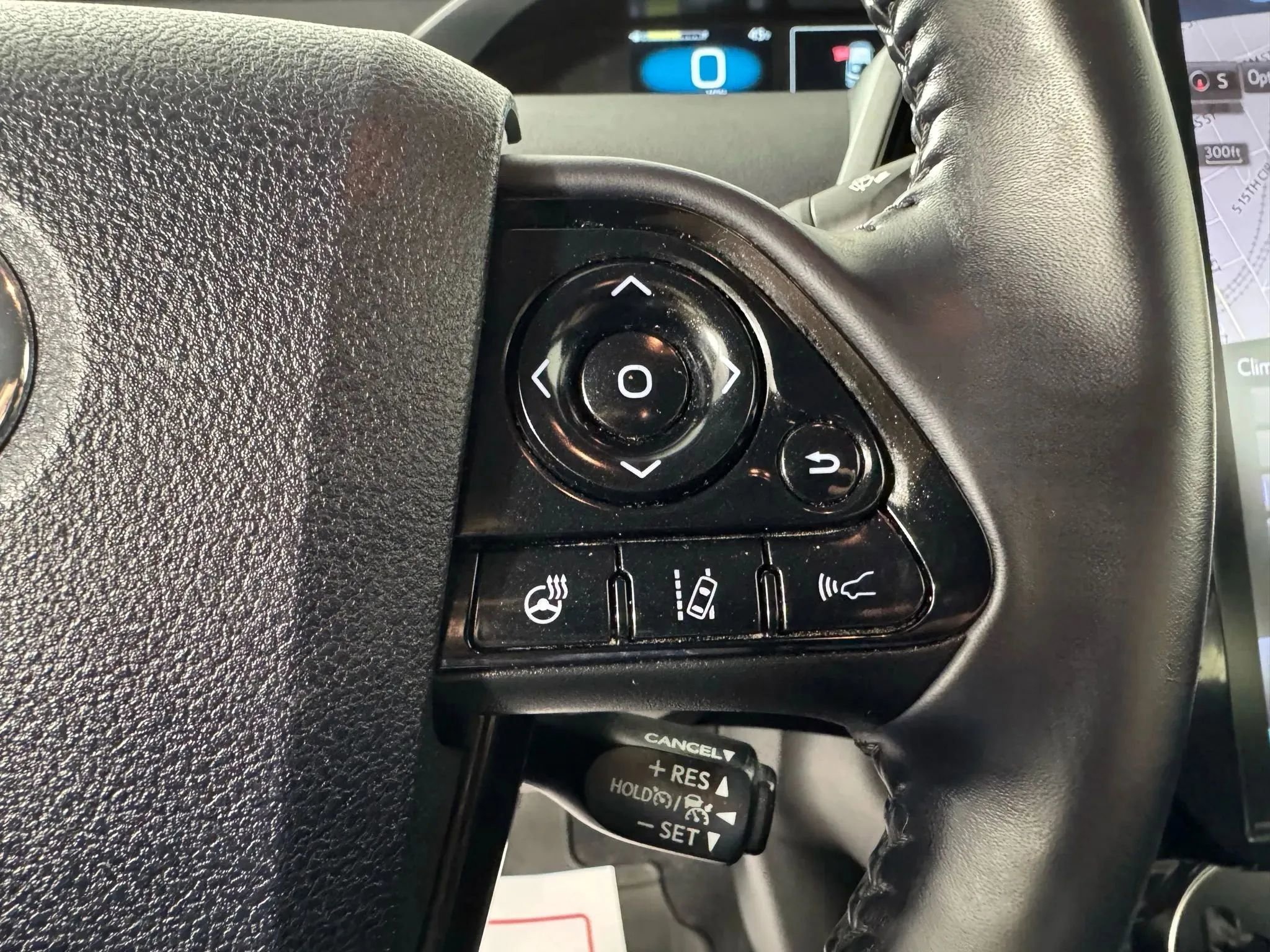 Used 2022 Toyota Prius Prime Limited FWD image 16