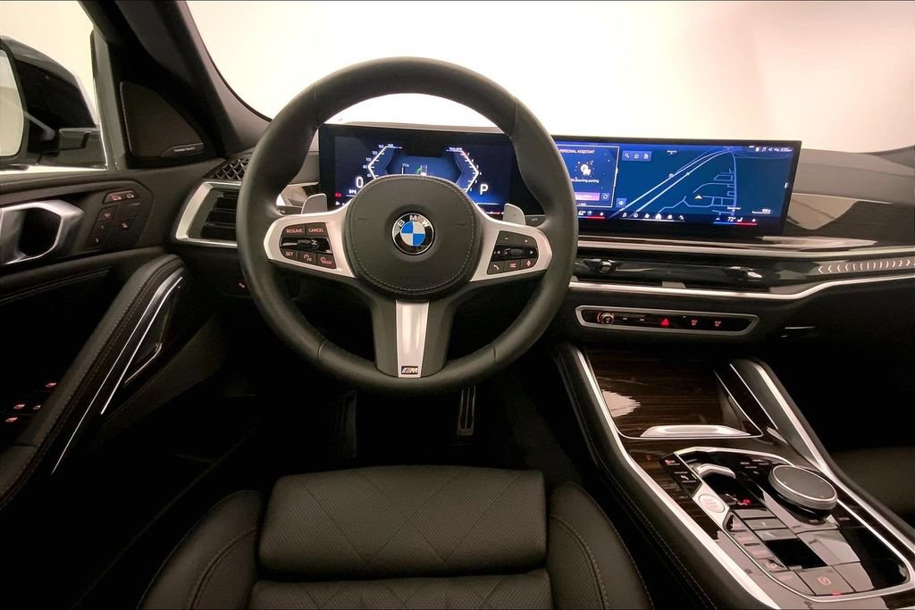 Certified 2026 BMW X6 xDrive40i w/ Climate Comfort Package AWD/4WD image 4