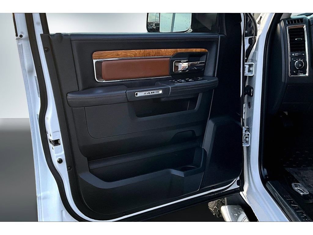 Used 2017 RAM 1500 Laramie Longhorn image 16