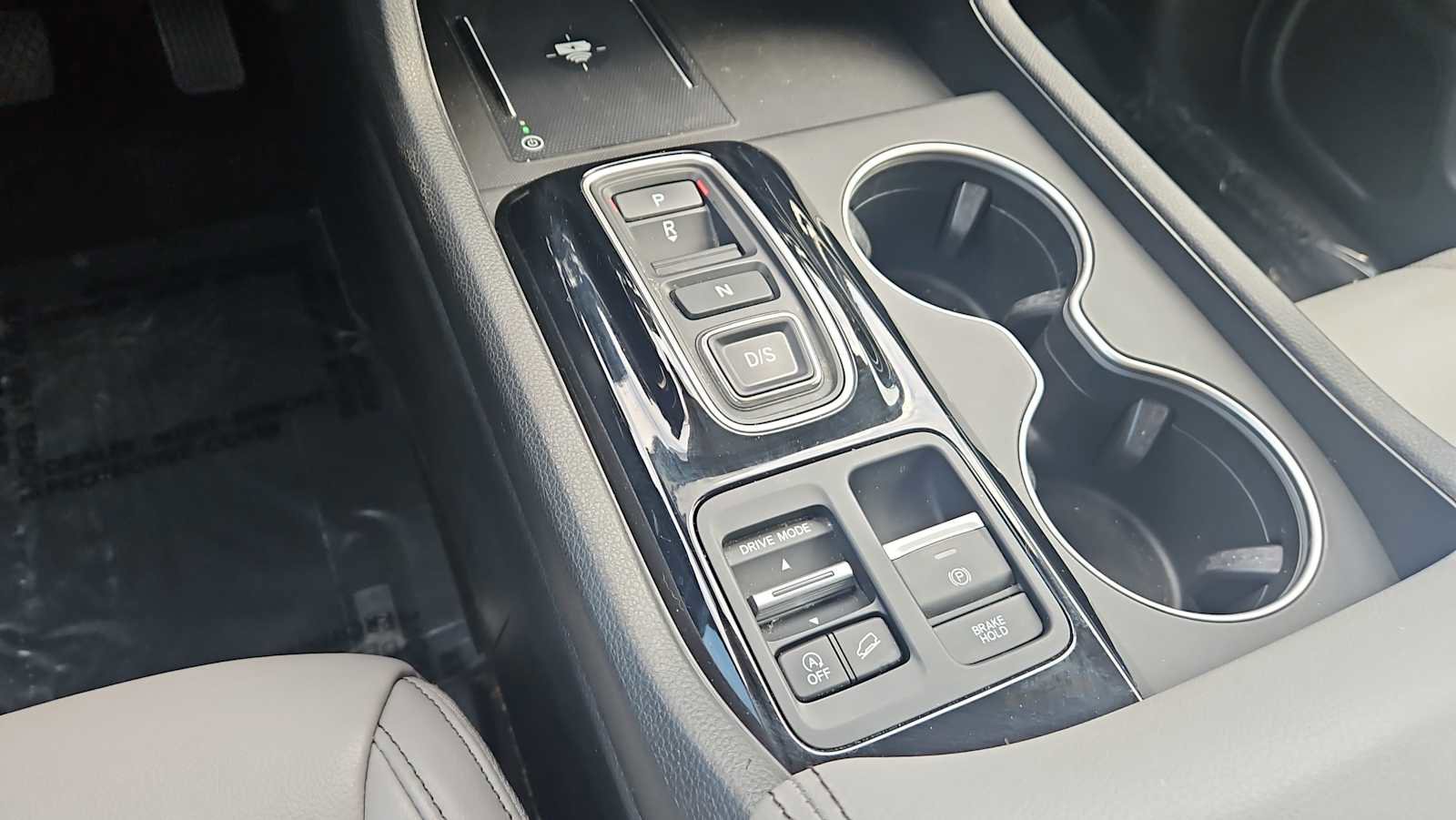 Certified 2024 Honda Pilot Touring image 22