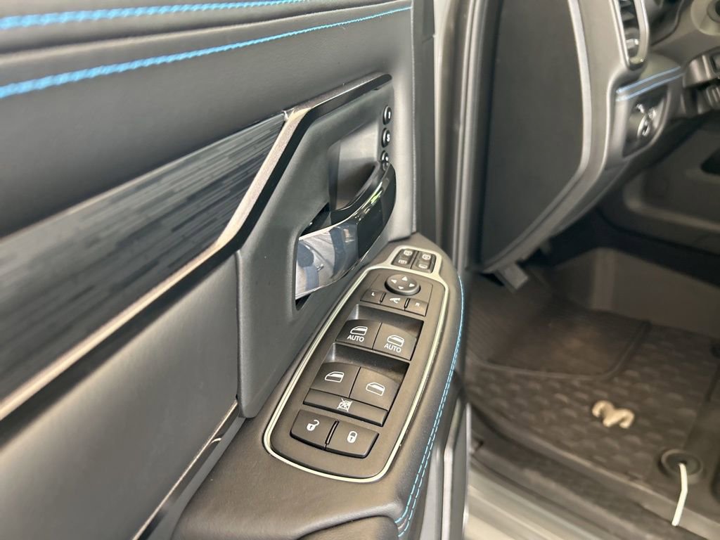 New 2024 RAM 2500 Rebel w/ Towing Technology Group image 43