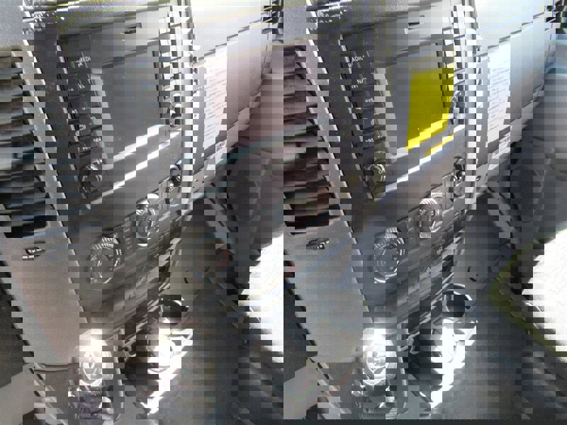 Used 2018 Mercedes-Benz Sprinter 2500 image 21