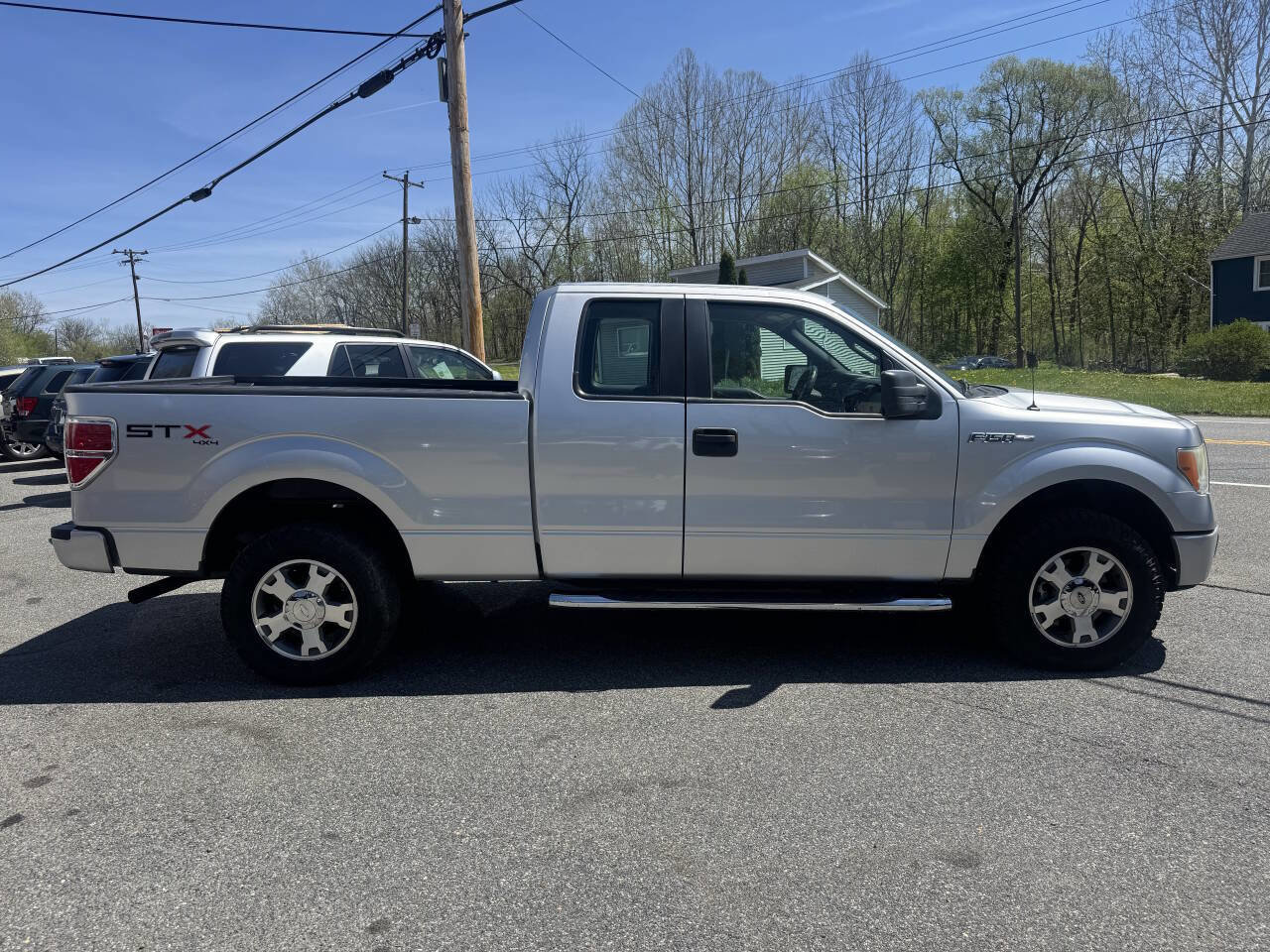 Used 2010 Ford F150 STX AWD/4WD image 6