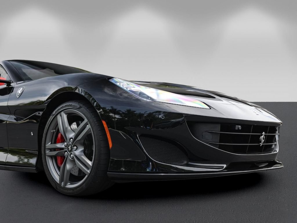 Certified 2019 Ferrari Portofino RWD image 11