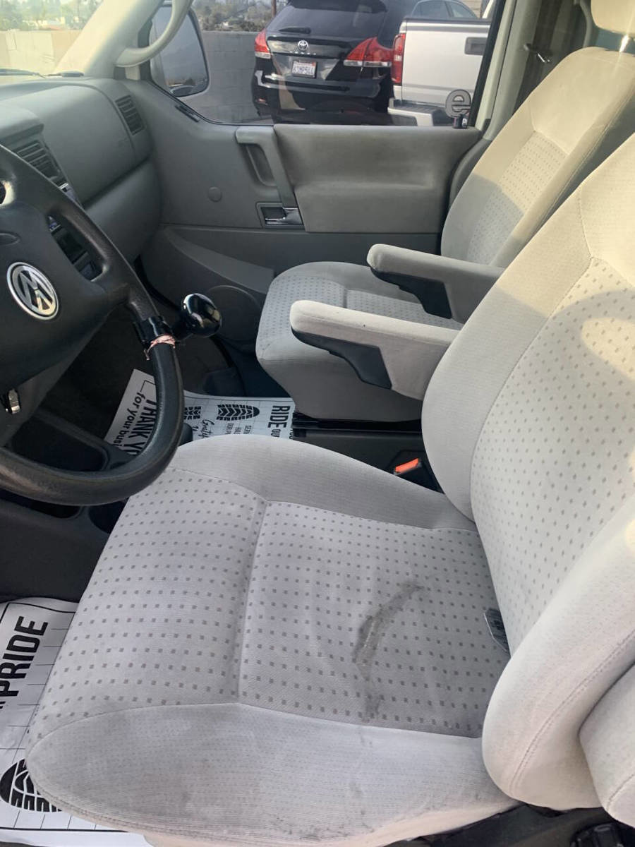 Used 2002 Volkswagen Eurovan MV image 13