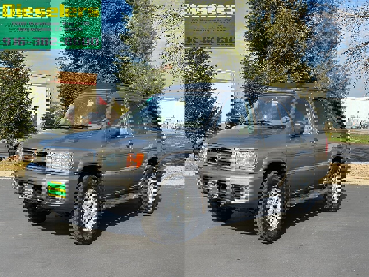 Used 2004 Nissan Pathfinder SE image 1