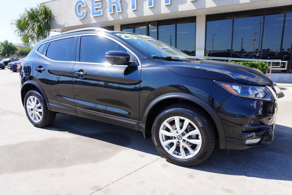 Used 2020 Nissan Rogue Sport SV w/ Technology Package