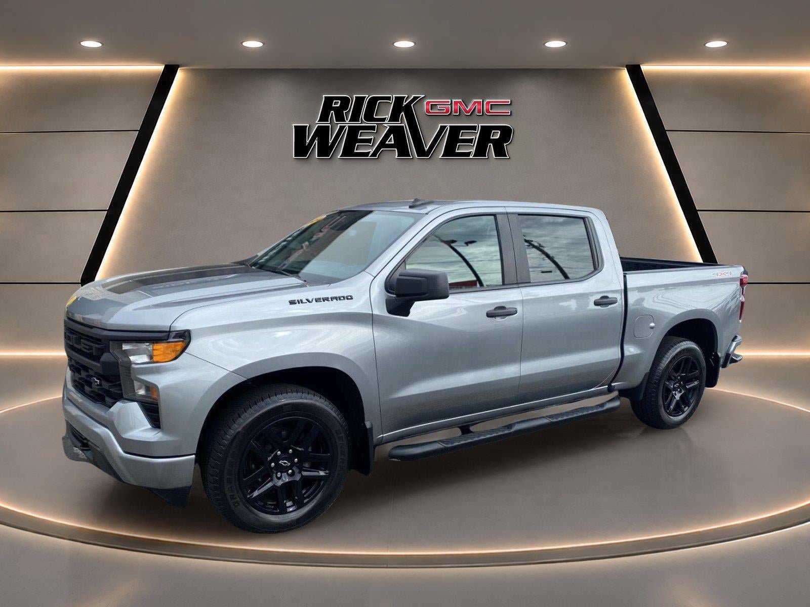 Used 2024 Chevrolet Silverado 1500 Custom w/ Rally Edition AWD/4WD image 2