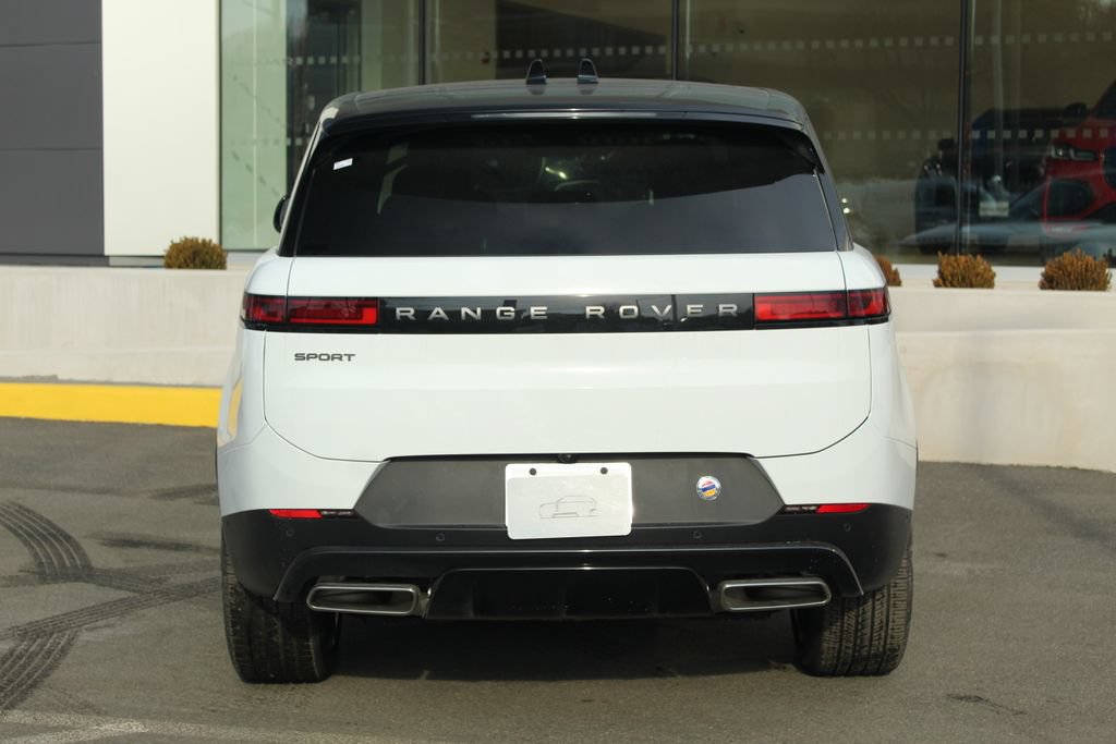 New 2026 Land Rover Range Rover Sport SE AWD/4WD image 7