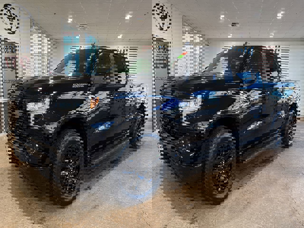 Used 2023 Chevrolet Silverado 1500 RST w/ Protection Package image 1